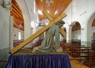 Christ figure, Christ carrying the cross, Church of Santa Maria Madalena, interior view, Porto