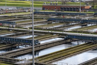 Secondary clarifier, Emschergenossenschaft wastewater treatment plant in the Weilheimer Mark in