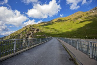 Moiry Dam, near Grimentz, Val d'Anniviers, Valais Alps, Canton Valais, Switzerland, Europe