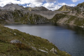 Dam wall of the Naret reservoir, Lago di Naret, in front Lake Scuro, Lago Scuro, behind Ticino