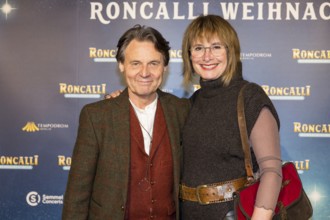 Wolfgang Bahro with his woman Barbara Bahro at the premiere of the 20th Original Roncalli Christmas