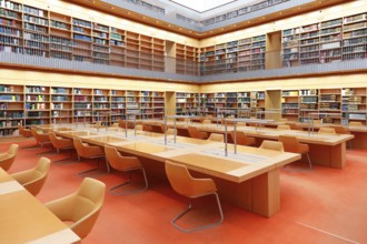 View of the general reading room of the Berlin State Library in the Unter den Linden building, the