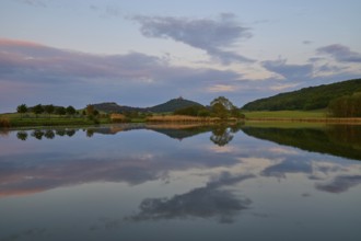 Lake with reflection in spring with castle at sunset, Veste Wachsenburg, Amt Wachsenburg, Drei
