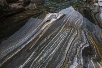 Rocks, rock structures, clear water, Verzasca River, near Lavertezzo, Verzasca Valley, Valle