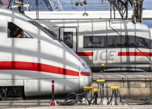 Digitalisation at Deutsche Bahn, in the yellow cable protection and distribution boxes the data