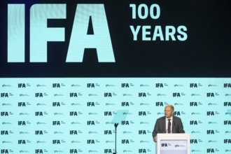 Olaf Scholz, Chancellor of the Federal Republic of Germany (SPD) speaks at the opening gala for 100