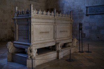 Tomb of Alexandre Herculano, Chapter House, Hieronymite Monastery Mosteiro dos Jerónimos, also