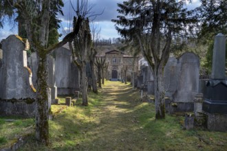 View of the cemetery house seen from the cemetery, Israeli cemetery, inaugurated in 1882,