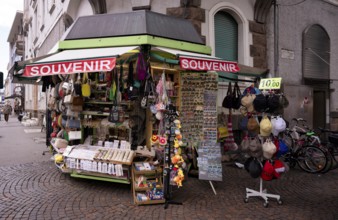 Mobile souvenir shop, street shop, Merano, Meran, South Tyrol, Autonomous Province of Bolzano,