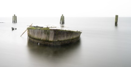 Long exposure, ship's bow in the Bodden, Dranske, Rügen, Mecklenburg-Western Pomerania, Germany,