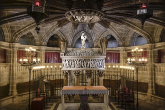 Crypt of St Eulalia, Cathedral, Catedral de la Santa Creu i Santa Eulalia, Barcelona, Catalonia,