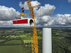Dorsten, North Rhine-Westphalia, Germany, construction of a wind turbine, the first wind turbine of