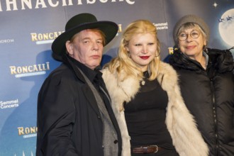 Ben Becker, Lilith Maria Dörthe Becker and Monika Hansen at the premiere of the 20th Original
