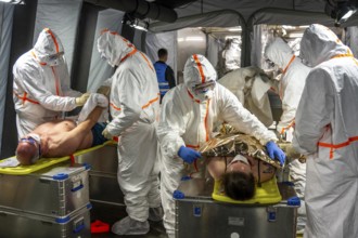 Care of patients after decontamination, injured persons after an assumed accident with hazardous