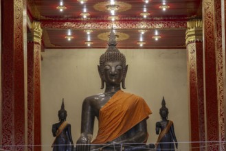 Buddha statue, Bhumispara-mudra, Buddha Gautama at the moment of enlightenment, Wat Ong Teu,