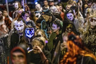 The Zombiewalk in Essen, on Halloween several hundred people, some dressed as scary zombies,