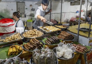 Food stall at Luang Prabang night market, Laos, Asia