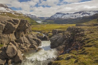 Rapids of the river Fossa i Pjorsardal, close to the Haifoss waterfall. E Iceland
