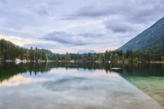 Hintersee in autumn colours, Ramsau, Berchtesgaden National Park, Berchtesgadener Land district,