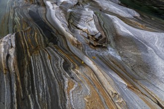 Rocks, rock structures, clear water, Verzasca River, near Lavertezzo, Verzasca Valley, Valle