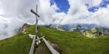 Summit cross on the Gamsfeld, Russbach, Osterhorn group, Salzkammergut, Salzburg province, Austria,