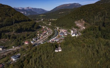 Drone image, river Traun, view of town with parish church, Lauffen, Salzkammergut, Upper Austria,