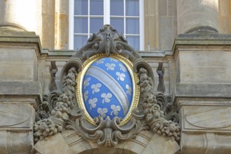City coat of arms with decorations on the town hall, Obere Königsstraße, Kassel, Hesse, Germany,