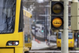 Warning light at an ungated level crossing. Light railway of Stuttgarter Straßenbahnen AG, SSB.