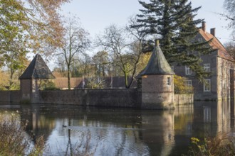 Historic castle with moat on a sunny autumn day, Haus Welbergen, Welbergen, Münsterland, North