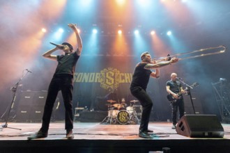 Sondaschule, Ska Punk Rock Band, Germany, Costa Cannabis (Tim Kleinrensing), singer, left, concert,