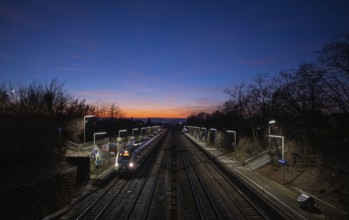 S-Bahn, public transport, train, stops at stop, station, platform, summer train, sunset, evening