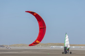 Beach sailing, kitesurfing, beach, Hoek van Holland, Rotterdam, Netherlands
