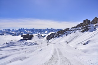 On the right the rock faces of the Hoher Ifen (2230 m) in Kleinwalsertal, on the left the mountain
