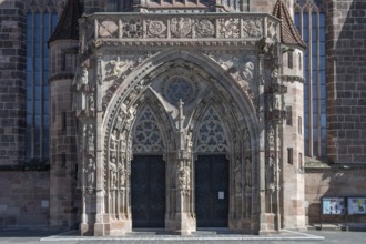 Gothic entrance portal of the Church of Our Lady, Hauptmarkt, Nuremberg, Middle Franconia, Bavaria,