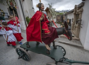 Start of the Palmesel procession, tradition since the 18th century, Parish Church of the Assumption