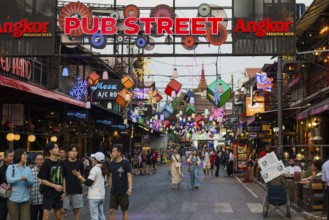 Street scene, Pub Street, evening, Siem Reap, Cambodia, Southeast Asia, Asia