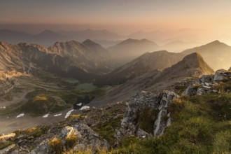 Sunrise on the Soiernspitze with a view of the Soiernsee lakes