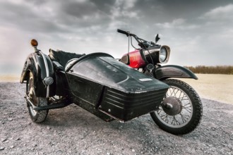 Motorbike with sidecar, classic car, VEB Motorradwerk Zschopau, MZ, Köterberghaus car park,