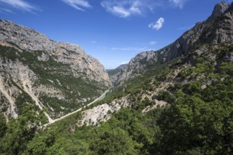 View of the Verdon Gorge, Grand Canyon du Verdon, Département Alpes-de-Haute-Provence, Provence,