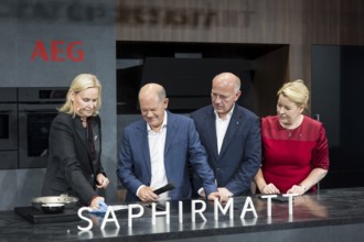 Olaf Scholz (Chancellor of the Federal Republic of Germany, SPD), Kai Wegner (Governing Mayor of
