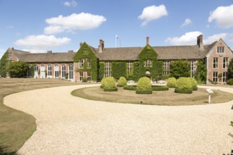 Frontage and entrance to Littlecote House Hotel, Hungerford, Berkshire, England, UK
