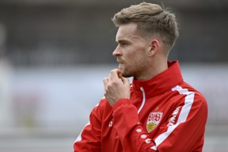 Maximilian Mittelstädt VfB Stuttgart (07) Portrait, thoughtful, Stuttgart, Baden-Württemberg,