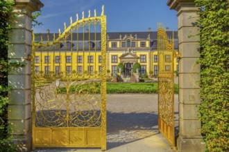 Golden Tor Tor with gallery building in the Great Garden, Herrenhausen Gardens, Hanover, Lower