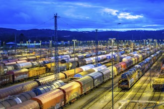 The Hagen-Vorhalle marshalling yard, one of the 9 largest in Germany, is located on the