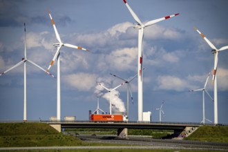 RWE Windpark Jüchen A44n, Garzweiler wind farm, at the Garzweiler opencast lignite mine, on the A44