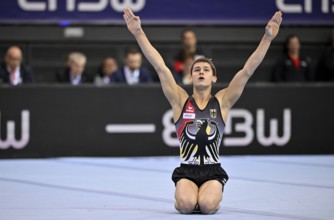 Timo Eder GER Floor action gymnastics, EnBW DTB-Pokal, Porsche-Arena, Stuttgart, Baden-Württemberg,