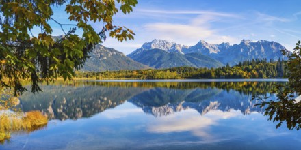 Barmsee, behind it the Karwendel mountains, Werdenfelser Land, Upper Bavaria, Bavaria, Germany,