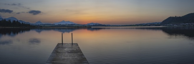 Sunset, Hopfensee, Hopfen am See, near Füssen, Ostallgäu, Allgäu, Bavaria, Germany, Europe