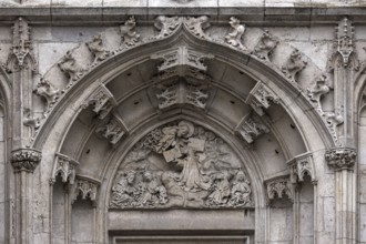 Detail of the left entrance to St Peter's Cathedral, Regensburg, Upper Palatinate, Bavaria,
