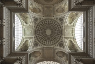 Interior view of the dome, Panthéon National Hall of Fame, Montagne Sainte-Geneviève, Hill of St
